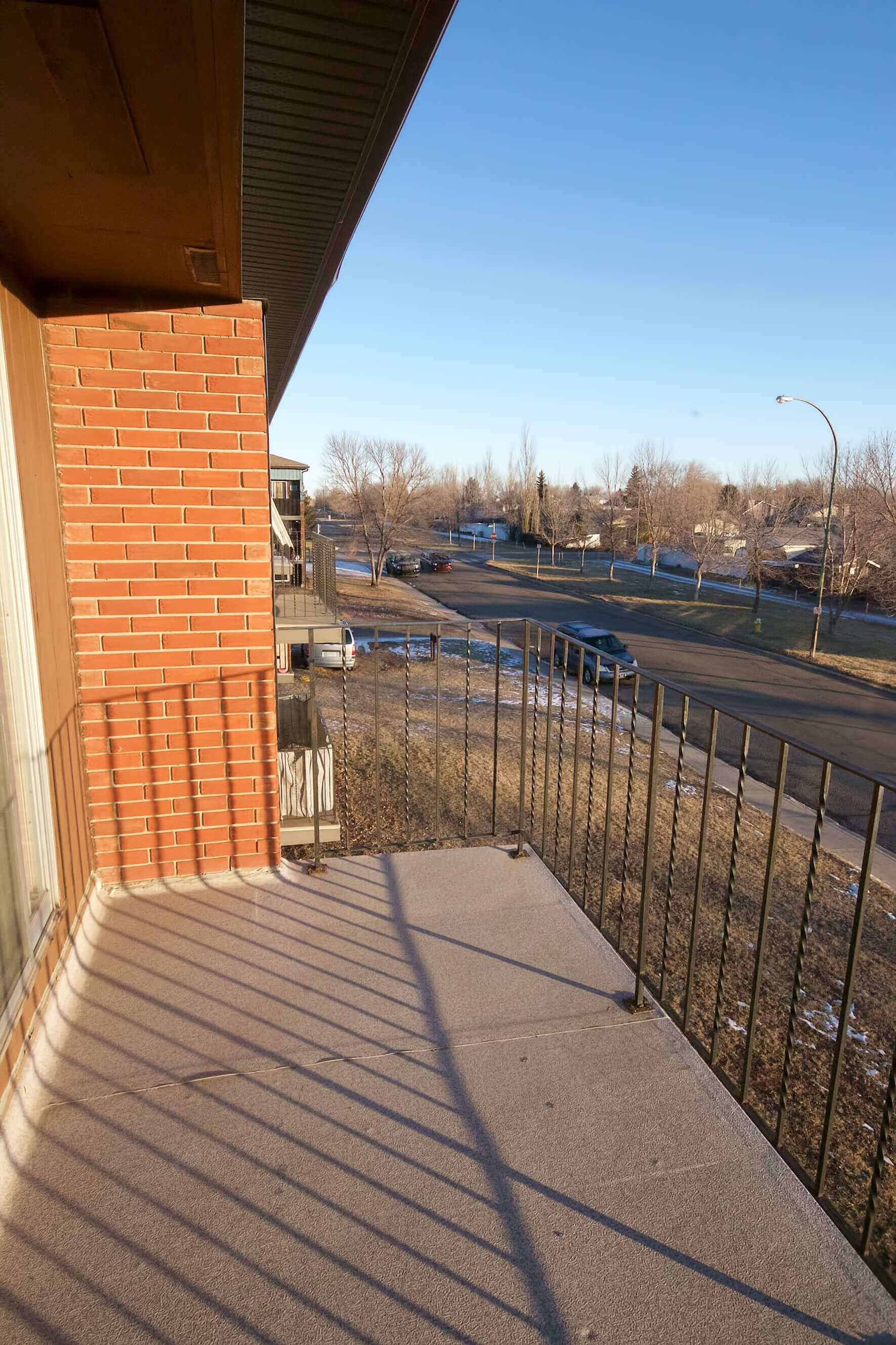 http://www.prairierentalproperties.com/images/BT-Balcony.jpg
